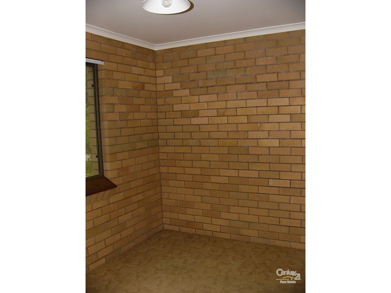 10 Surf Beach Ave, Surf Beach NSW 2536