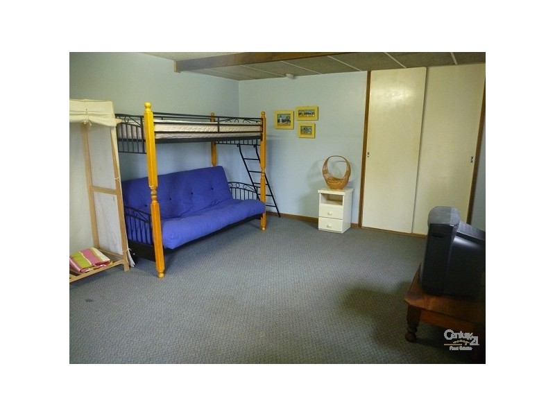 10 Muwarra Ave, Malua Bay NSW 2536