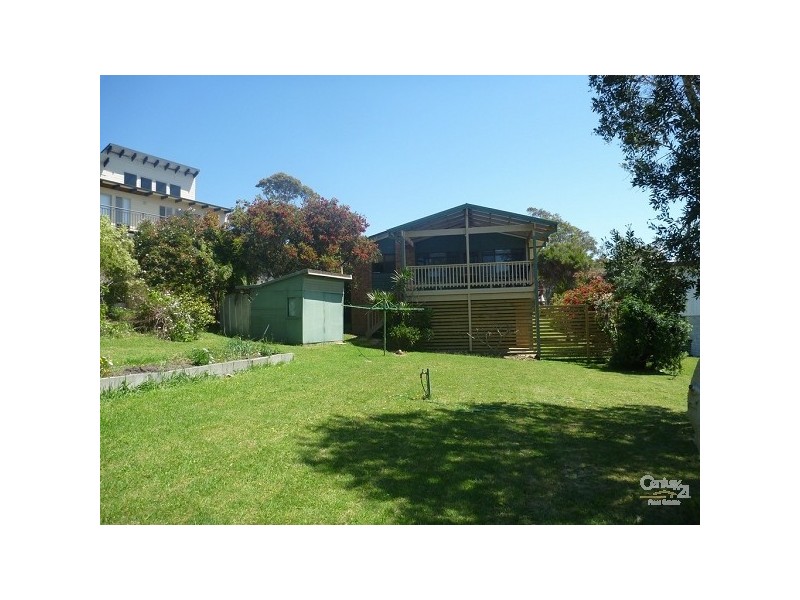 10 Muwarra Ave, Malua Bay NSW 2536