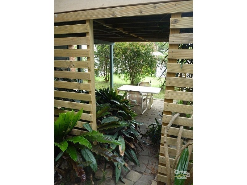 10 Muwarra Ave, Malua Bay NSW 2536