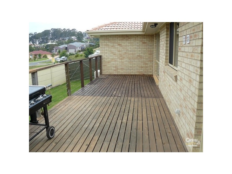 10 Henry Place, Long Beach NSW 2536