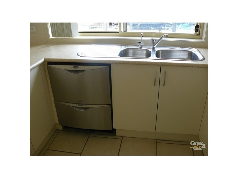10 Henry Place, Long Beach NSW 2536