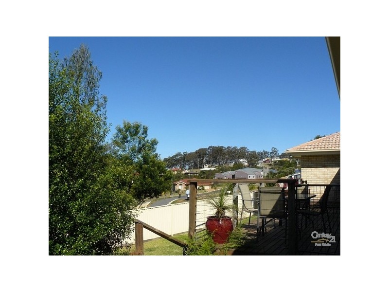 10 Henry Place, Long Beach NSW 2536