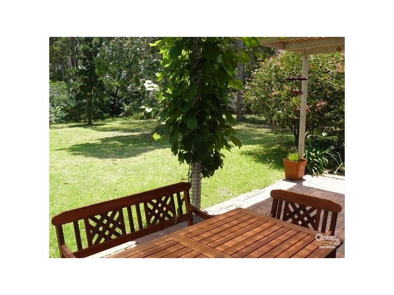 17 Newth Pl, Surf Beach NSW 2536