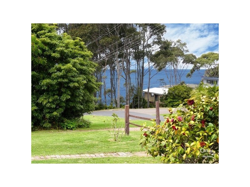 4 Baringa Cres, Lilli Pilli NSW 2536