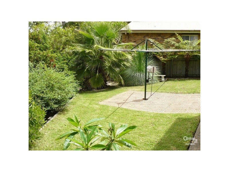 6 Barrani Place, Lilli Pilli NSW 2536