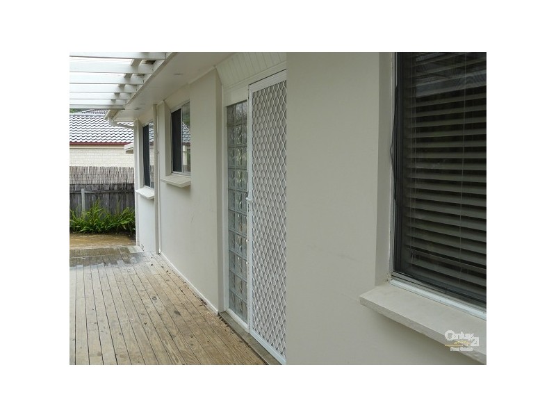 28 Yugura Avenue, Malua Bay NSW 2536