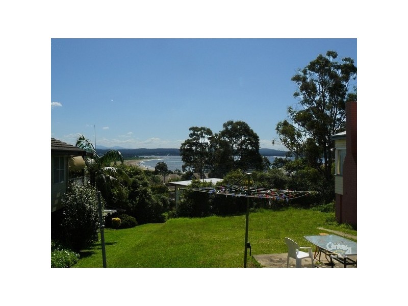10 Crag Road, Batehaven NSW 2536
