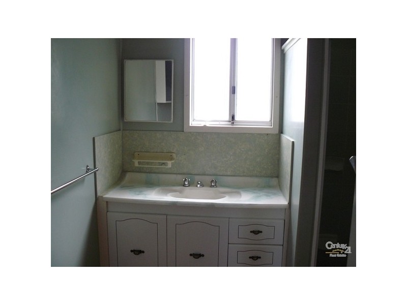 25 Yugura Avenue, Malua Bay NSW 2536