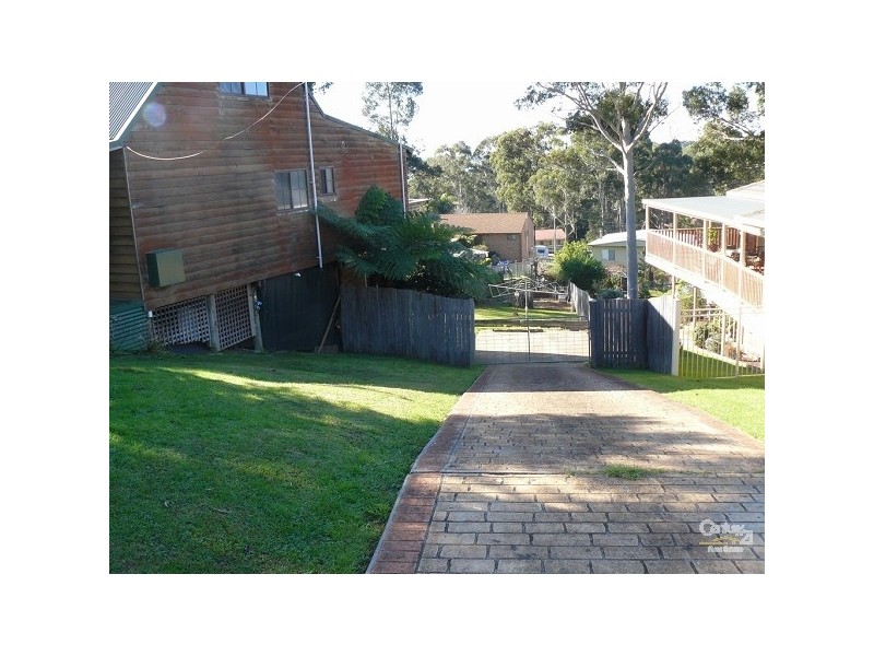 33 Calga Crescent, Catalina NSW 2536