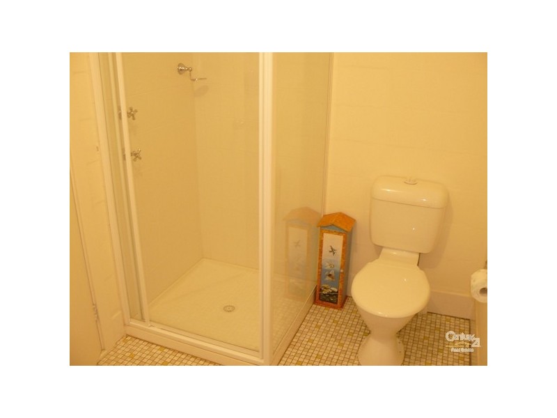 5 Waroo Crescent, Malua Bay NSW 2536