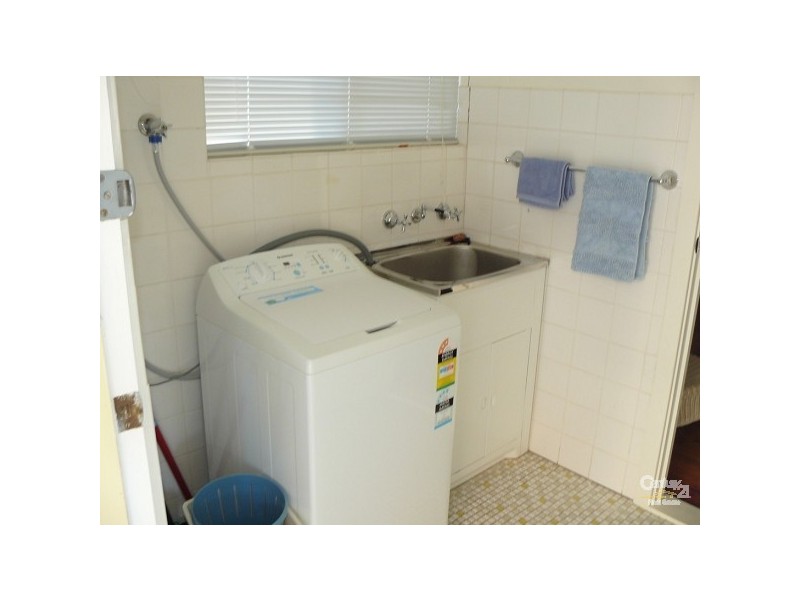 5 Waroo Crescent, Malua Bay NSW 2536