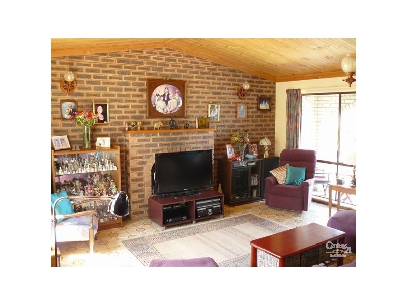 110 Sunpatch Parade, Tomakin NSW 2537