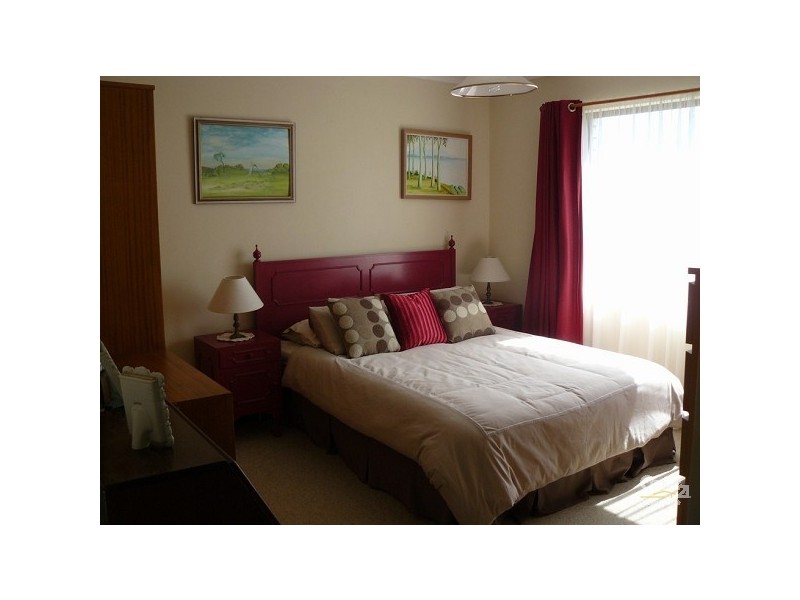 110 Sunpatch Parade, Tomakin NSW 2537