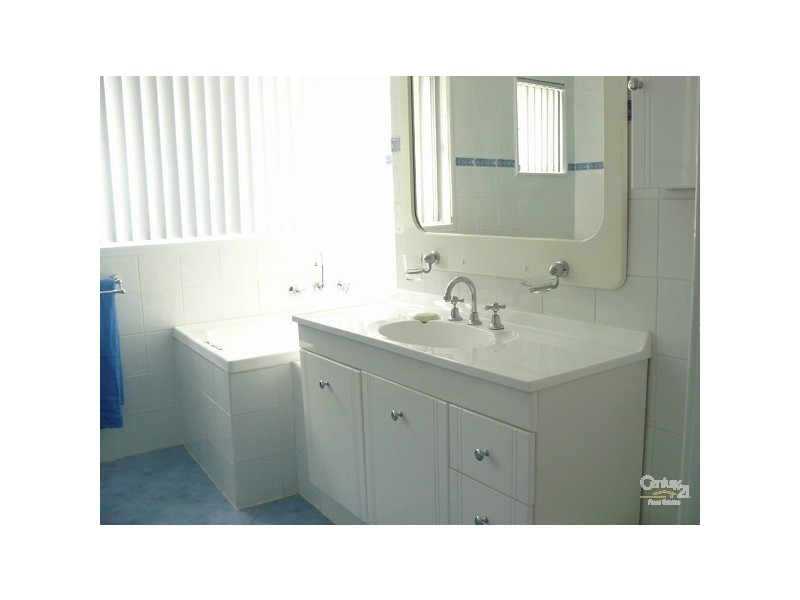 21 Youralla Avenue, Malua Bay NSW 2536