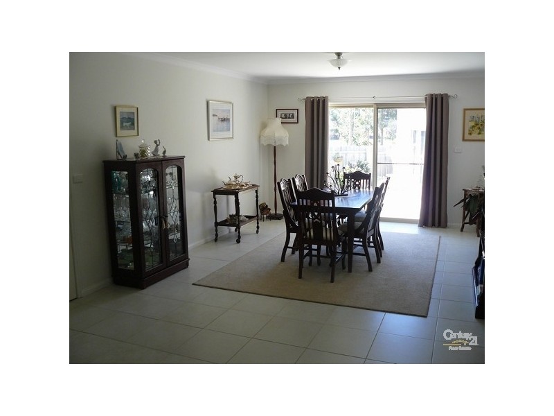 5 Hartog Place, Sunshine Bay NSW 2536