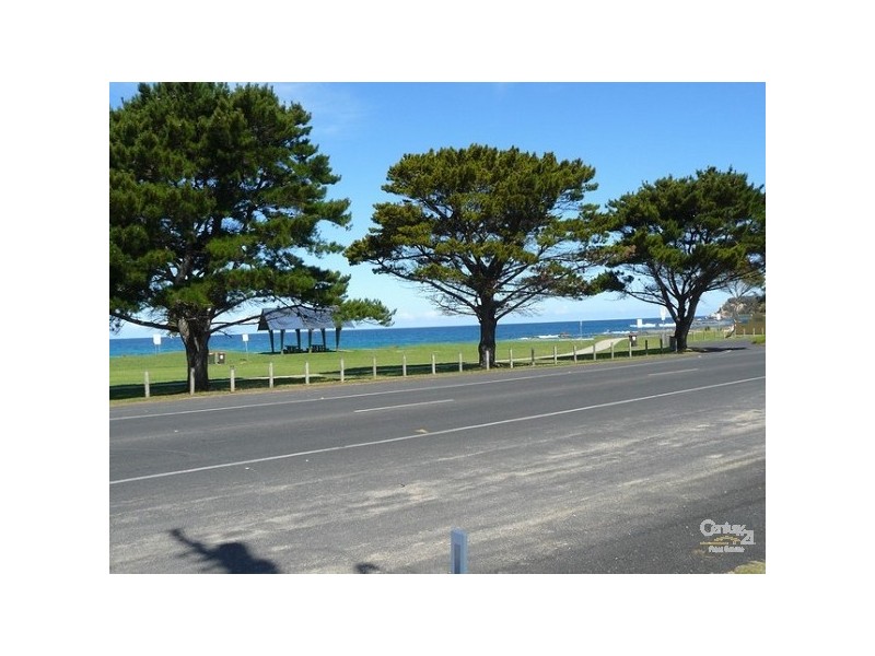 545 George Bass Drive, Malua Bay NSW 2536