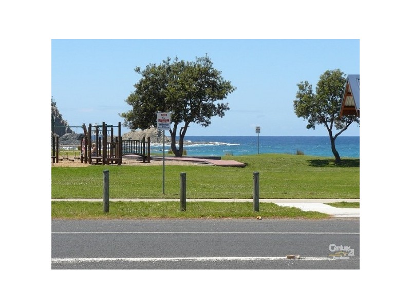 545 George Bass Drive, Malua Bay NSW 2536