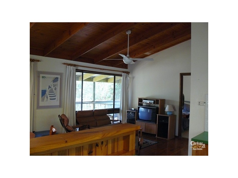 9 Lamer Cl, Broulee NSW 2537