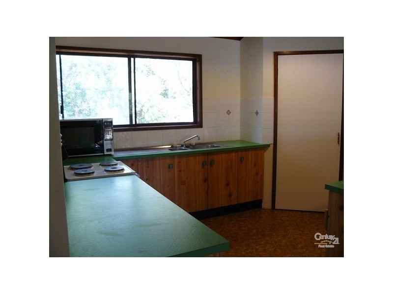 9 Lamer Cl, Broulee NSW 2537