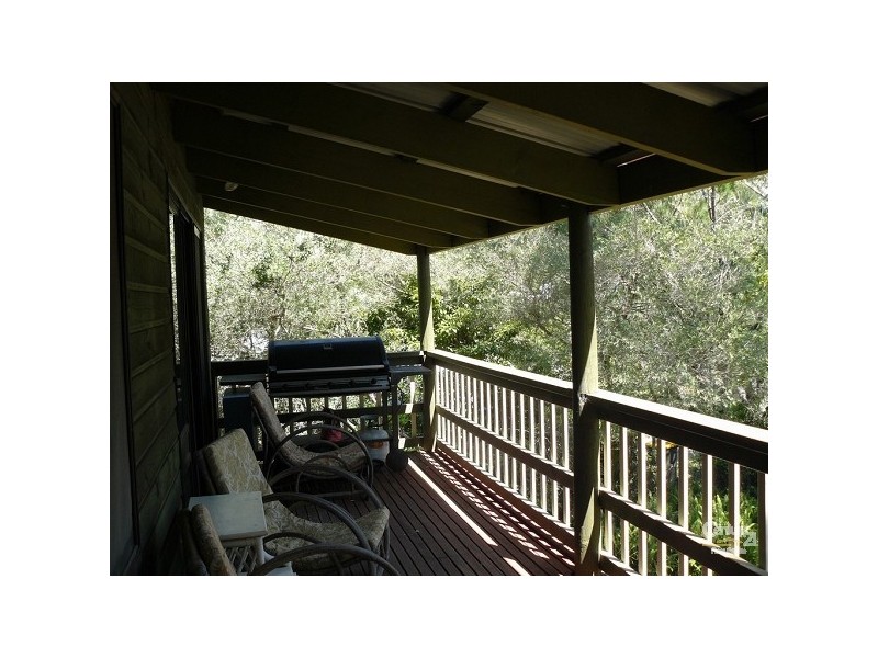 9 Lamer Cl, Broulee NSW 2537