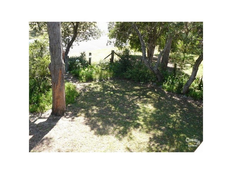 9 Lamer Cl, Broulee NSW 2537