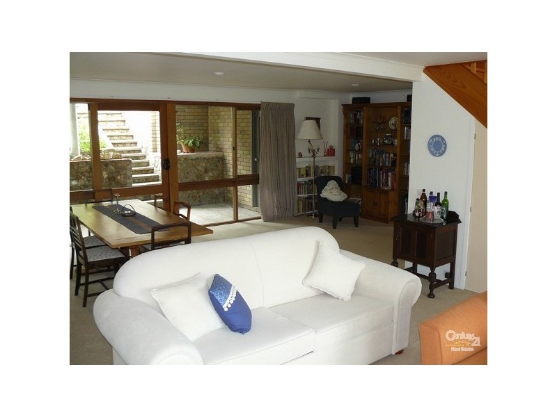 19 Mulgowrie Street, Malua Bay NSW 2536