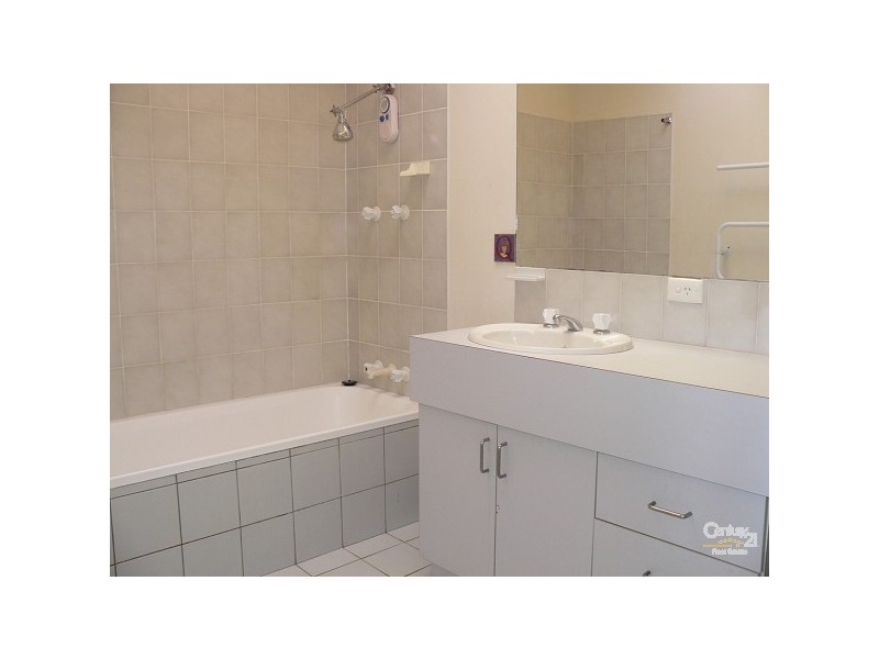 2 /12-18 Newth Place, Surf Beach NSW 2536