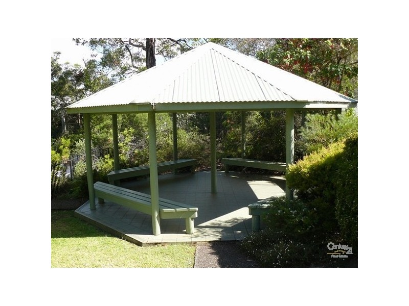 2 /12-18 Newth Place, Surf Beach NSW 2536