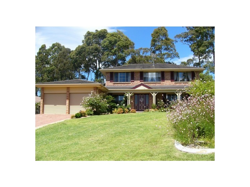 5 Eyre Place, Sunshine Bay NSW 2536