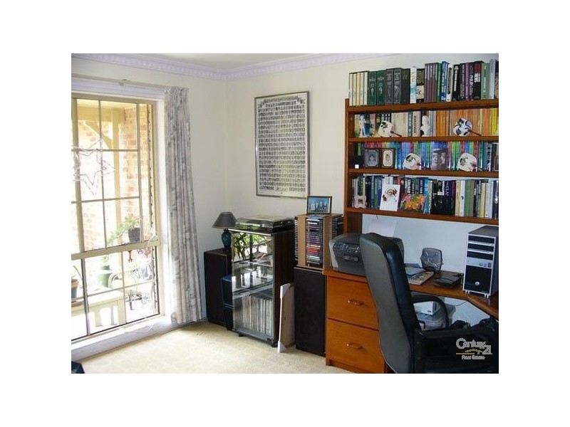 5 Eyre Place, Sunshine Bay NSW 2536