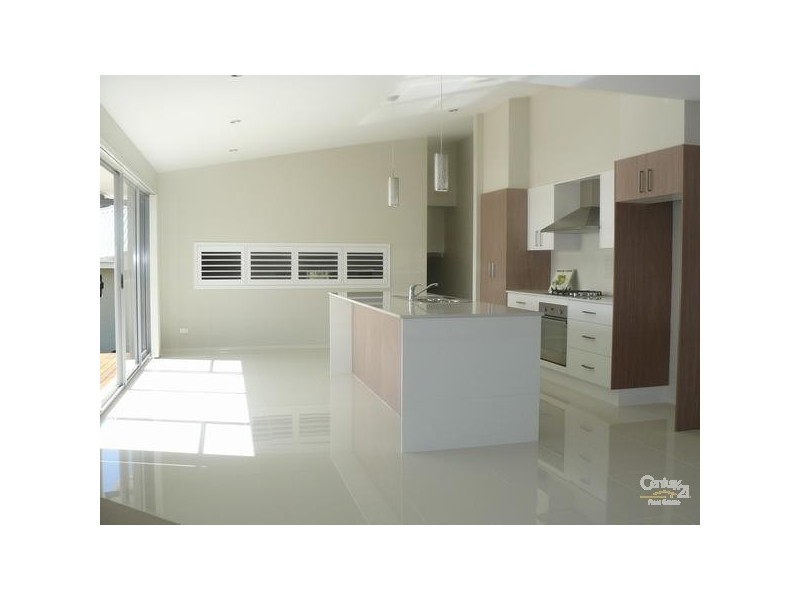 9 Elandra Place, Malua Bay NSW 2536