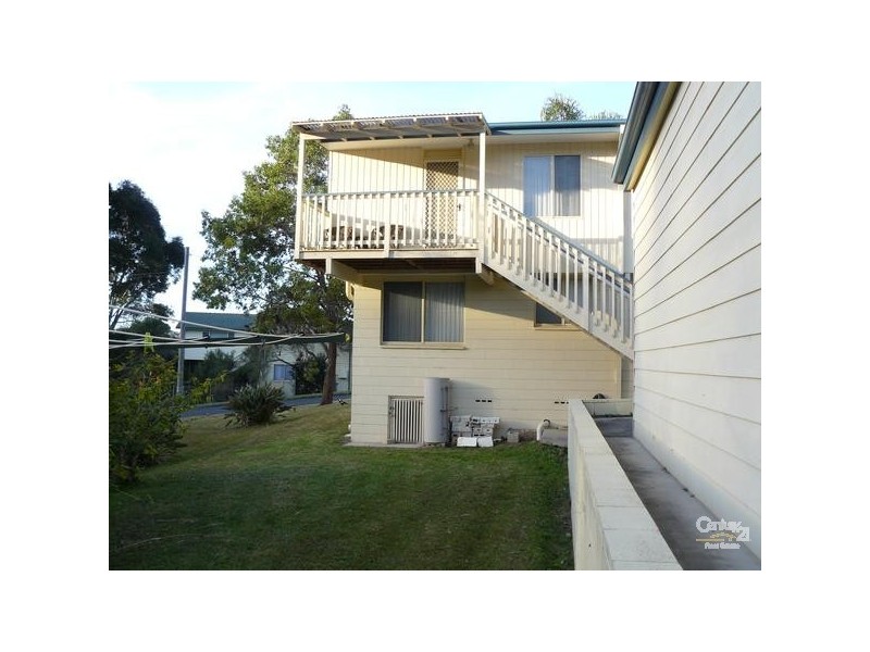 5 Waroo Street, Malua Bay NSW 2536