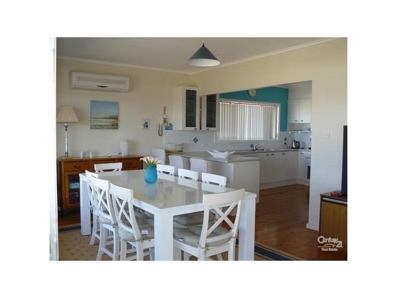 35 Iluka Avenue, Malua Bay NSW 2536