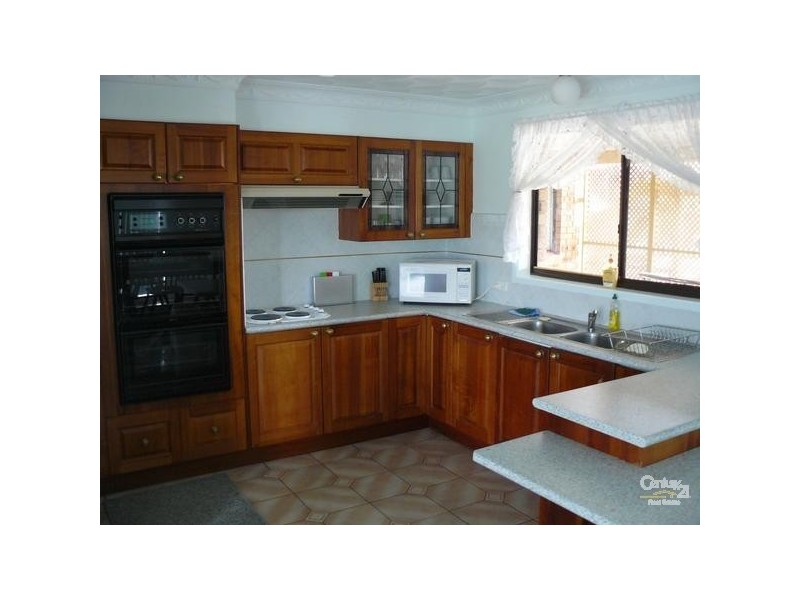 407 George Bass Drive, Malua Bay NSW 2536