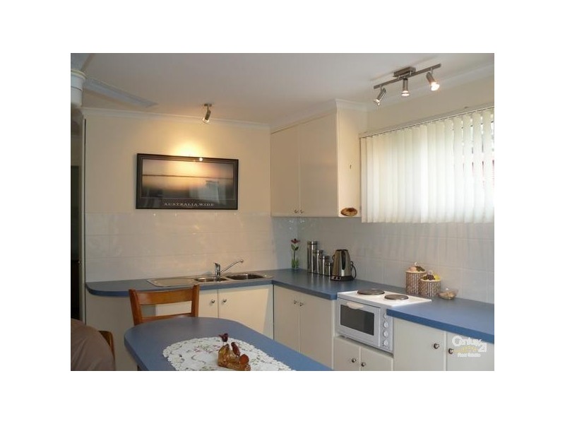 2/476 Tomakin Road, Tomakin NSW 2537