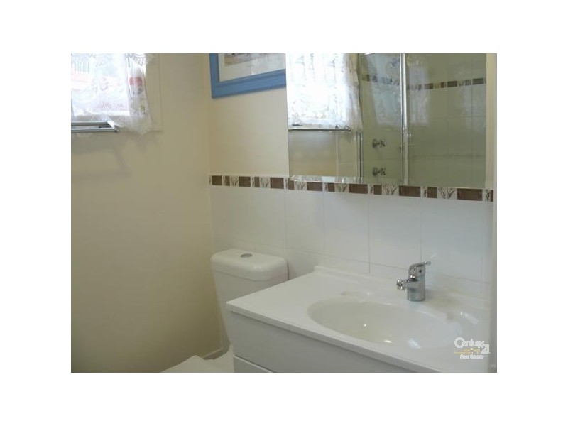 2/476 Tomakin Road, Tomakin NSW 2537