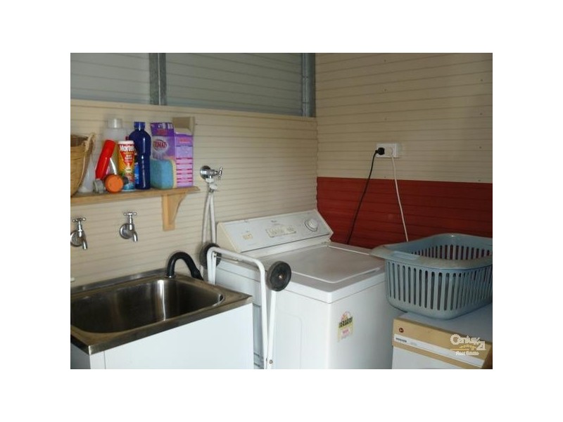 2/476 Tomakin Road, Tomakin NSW 2537