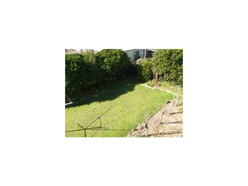 9 Ocean Street, Batehaven NSW 2536