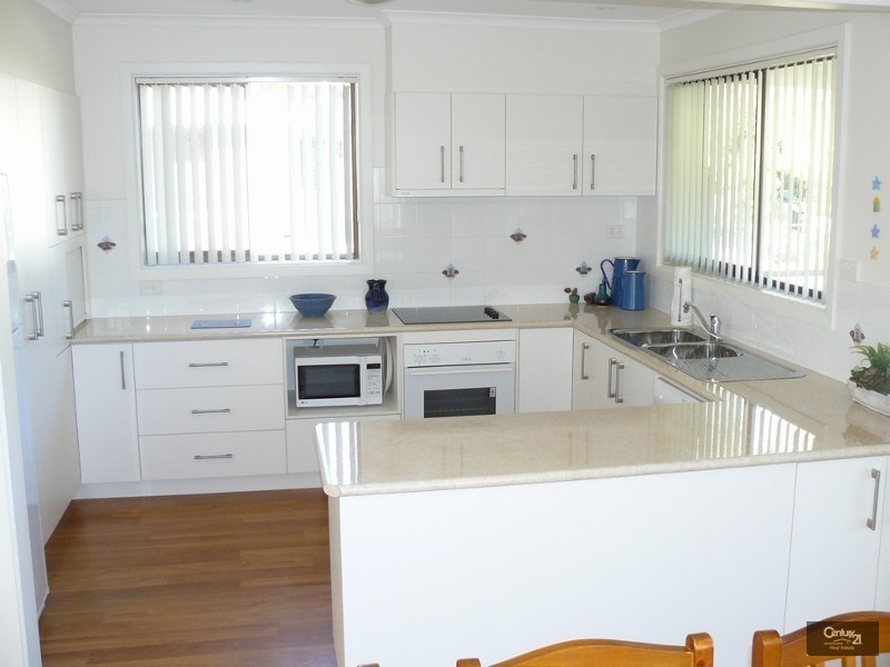 27 Fairview Drive, Lilli Pilli NSW 2536