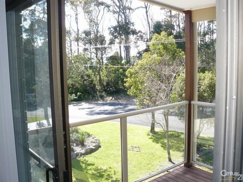 27 Fairview Drive, Lilli Pilli NSW 2536