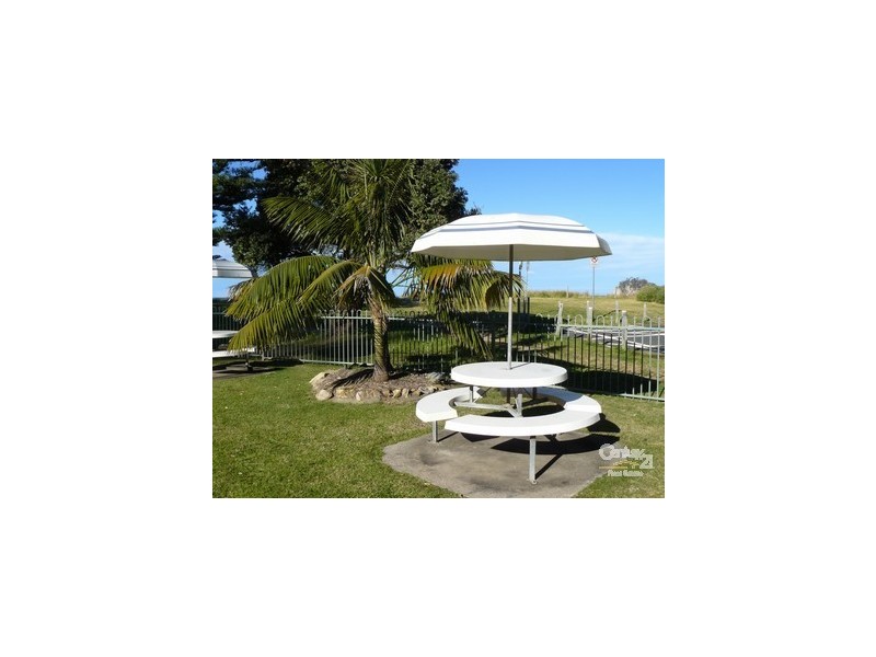 4/647 Beach Road, Surf Beach NSW 2536
