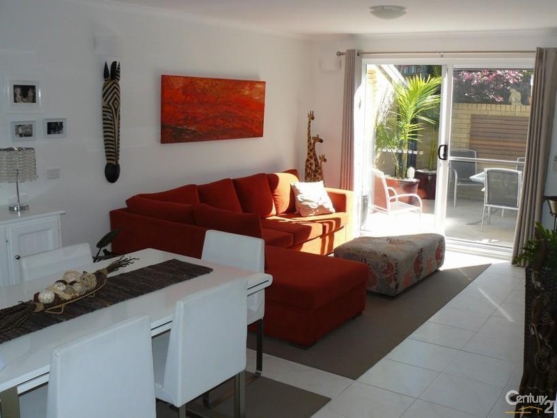 2/44 Parker Avenue, Surf Beach NSW 2536