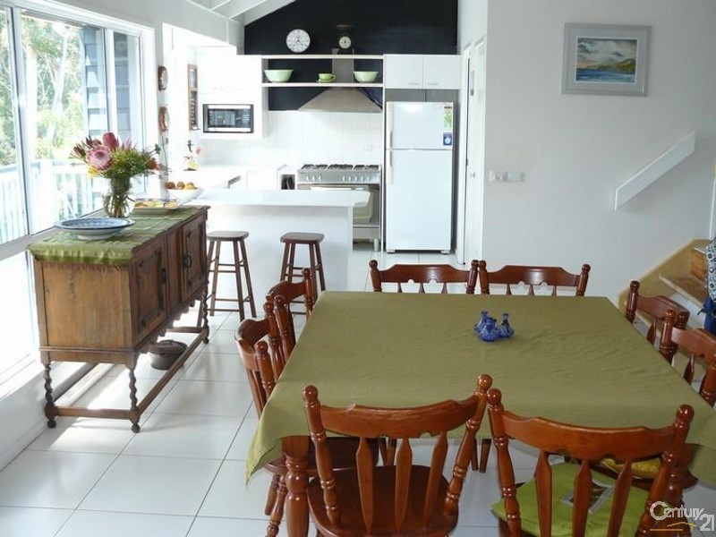 41 Catalina Drive, Catalina NSW 2536