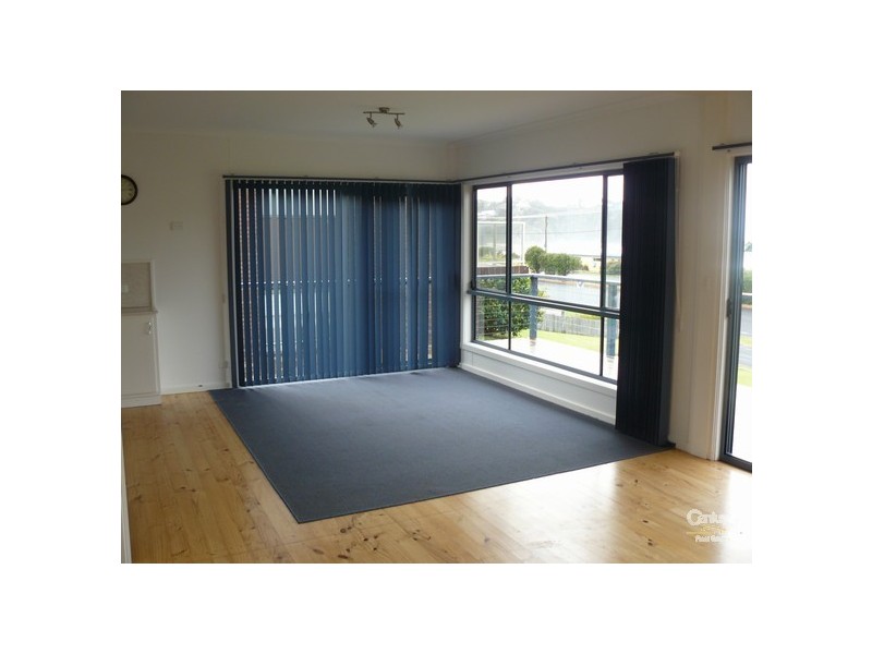 563 George Bass Drive, Malua Bay NSW 2536