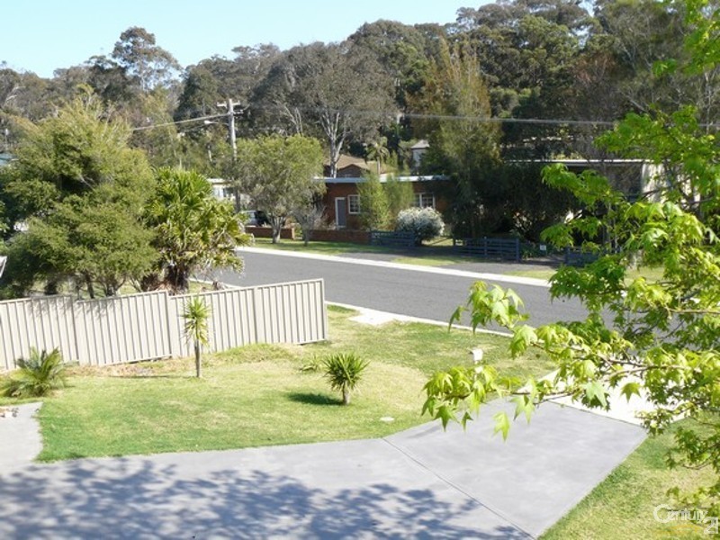 29 Yugura Street, Malua Bay NSW 2536