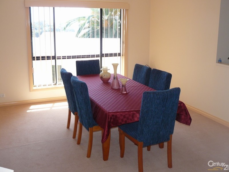 43 Karoo Crescent, Malua Bay NSW 2536