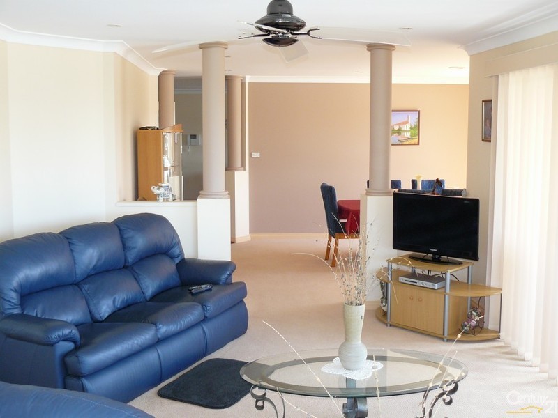 43 Karoo Crescent, Malua Bay NSW 2536