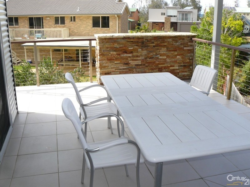 69A Sandy Place, Long Beach NSW 2536