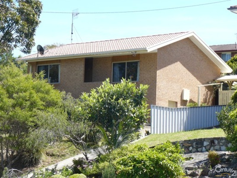 4 Mulgowrie Street, Malua Bay NSW 2536